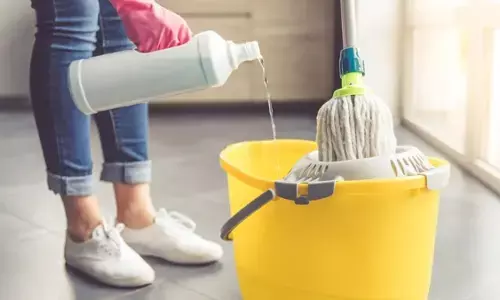 செல்வம் பெருக வீட்டில் பெண்கள் இவற்றையெல்லாம் செய்யக் கூடாது!