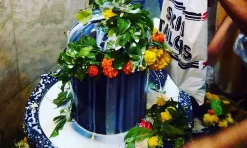 சிவனை வணங்க வில்வமே உயர்ந்தது என சொல்வது ஏன்? ஆச்சர்ய தகவல்