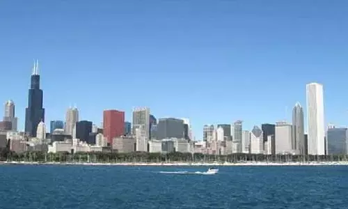 NRIகளுக்கு வெளிநாட்டில் வேலை வாய்ப்பு சாதகமாக  இருக்கிறதா?