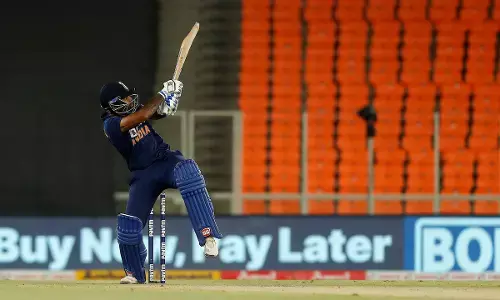 சூரியக்குமார் யாதவை புகழ்ந்து தள்ளிய வீ.வி.எஸ் லக்ஷ்மனன்.!