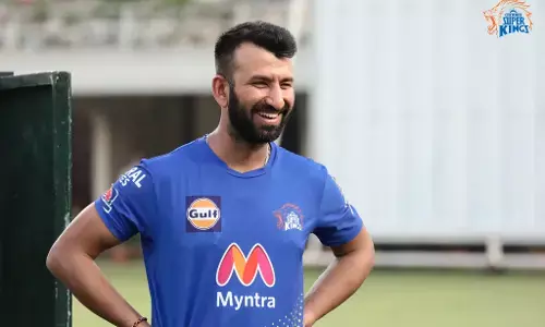 பயிற்சியின் போது சிக்ஸர்களை பறக்கவிடும் புஜாரா ரசிகர்கள் உற்சாகம்.!