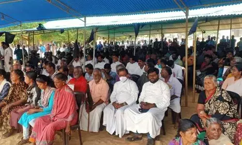 கடலோர கிராமங்களில் வளர்ச்சித் திட்டங்களுக்கு எழும் எதிர்ப்பு - பின்னணி என்ன?