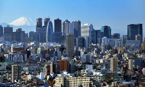 வெளிநாட்டில் வசிக்கும் தமிழர்களுக்கு ஏற்ற வகையில், உழைப்பாளர் தின சிறப்பு பட்டிமன்றம்!