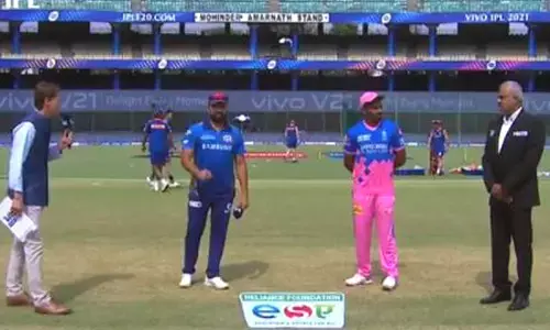 ராஜஸ்தான் அணிக்கு எதிரான போட்டியில் மும்பை அணி பந்து வீச்சு.!