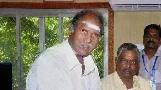 புதுச்சேரி முதல்வர் அசத்தல்! அனைவருக்கும் கொரோனா நிவாரண நிதி - எவ்வளவு தெரியுமா? புதுச்சேரி முதல்வர் அசத்தல்! அனைவருக்கும் கொரோனா நிவாரண நிதி - எவ்வளவு தெரியுமா?