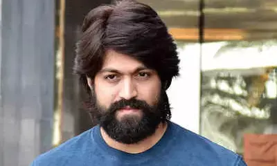 3000 சினிமா தொழிலாளர்களுக்கு உதவிக்கரம் நீட்டிய நடிகர் யாஷ்.!