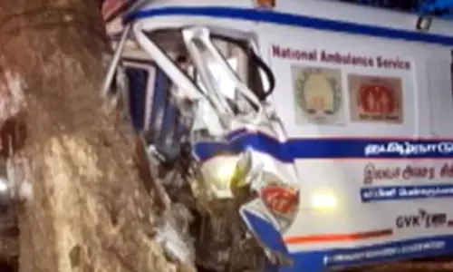 கள்ளக்குறிச்சி: பிரசவத்திற்காக ஆம்புலன்சில் சென்ற கர்ப்பிணி உட்பட 3 பேர் விபத்தில் உயிரிழப்பு.!