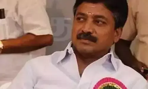 தொலைபேசியில் கொலை மிரட்டல்: காவல் நிலையத்தில் புகார் அளித்த முன்னாள் அமைச்சர் சி.வி.சண்முகம்.!