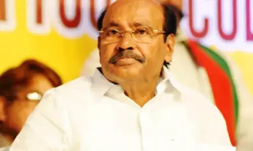 உயர்நீதிமன்றத்திற்கு இருக்கும் அக்கறை தி.மு.க.வுக்கு இல்லை: கொரோனாவுக்கு சிவப்பு கம்பளம் விரிப்பதா.. ராமதாஸ்.!