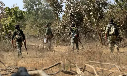 விசாகப்பட்டினம் : வனப்பகுதியில் 6 நக்சலைட்கள் அதிரடிப்படையினரால் சுட்டு கொலை!