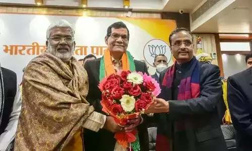 உத்தர பிரதேச தேர்தலுக்கு தயாராகும் பா.ஜ.க - உ.பி துணை தலைவரான ஏ.கே.சர்மா!