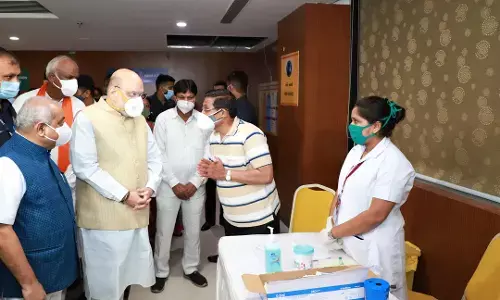 காந்திநகர் கொரோனா தடுப்பூசி மையத்தில் அமித்ஷா நேரில் ஆய்வு!