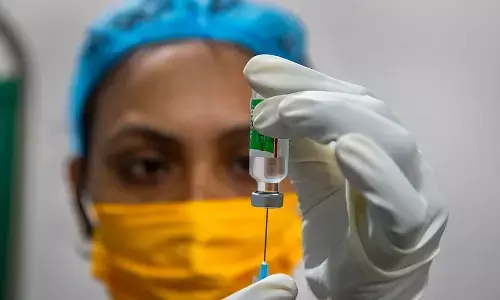 தடுப்பூசி போட்டால் குழந்தை பிறக்காதா..? ஊடக செய்திகளின் உண்மை நிலை என்ன? தடுப்பூசி போட்டால் குழந்தை பிறக்காதா..? ஊடக செய்திகளின் உண்மை நிலை என்ன?