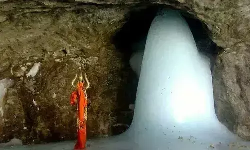 கொரோனா காரணாமாக இந்த ஆண்டிற்கான அமர்நாத் யாத்திரை ரத்து!