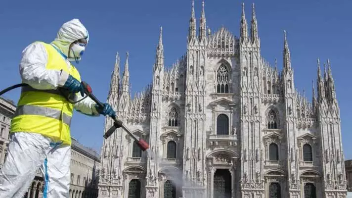 பொது இடங்களில் முக கவசம் அணிய தேவையில்லை : தளர்வுகளை நீக்கிய இத்தாலி! பொது இடங்களில் முக கவசம் அணிய தேவையில்லை : தளர்வுகளை நீக்கிய இத்தாலி!