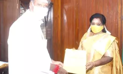 புதுச்சேரி: அமைச்சர் பட்டியலை ஆளுநரிடம் வழங்கினார் முதலமைச்சர் ரங்கசாமி.!