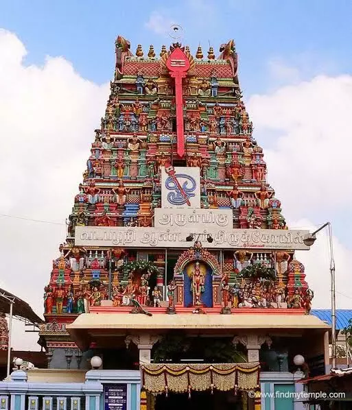 வடபழனி கோவில் அருகே பாதாள சாக்கடை அடைப்பு - கண்டுகொள்ளாத அதிகாரிகள்!