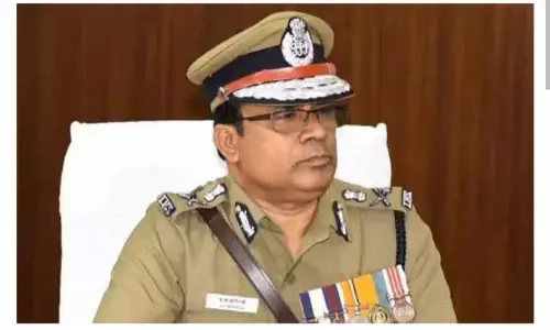 தமிழக புதிய டி.ஜி.பி யார்? டெல்லியில் நடைபெற்ற ஆலோசனை! தமிழக புதிய டி.ஜி.பி யார்? டெல்லியில் நடைபெற்ற ஆலோசனை!