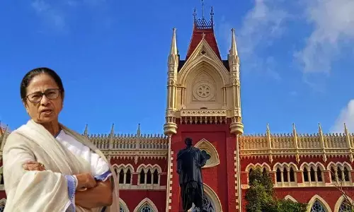 தாமாதமாக மனு தாக்கல் செய்ததால் மம்தா பானர்ஜிக்கு 5,000 ரூபாய் அபராதம் : நீதிமன்றம் அதிரடி!