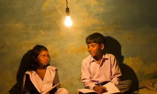 கிராமங்களில் மின் பாதை இணைப்பு திட்டம் : 19 ஆயிரம் கோடிக்கு மத்திய அமைச்சரவை ஒப்புதல்!