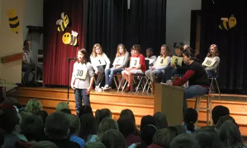 ஆஸ்திரேலியா: #SpellingBee போட்டியில் முதல் பரிசை வென்ற இந்திய வம்சாவளி மாணவி!