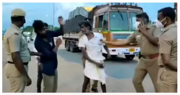 வீரப்பனுக்கு ஆயுதங்களைக் கடத்தியதே நாங்கதான்! : போதையில் போலீசாரிடம் கதகளி ஆடிய மதுப்பிரியர்கள்!
