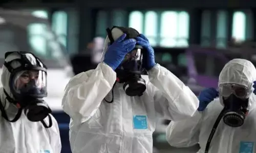 பலி எண்ணிக்கை தொடர்ந்து உயர்வு : மீண்டும் அதிர வைக்கும் கொரோனா! பலி எண்ணிக்கை தொடர்ந்து உயர்வு : மீண்டும் அதிர வைக்கும் கொரோனா!