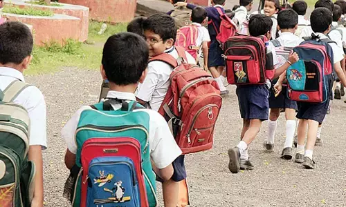 புதுச்சேரியில் நாளை திறக்கப்படவிருந்த பள்ளிகள், கல்லூரிகள் திறப்பு தள்ளி வைப்பு.!