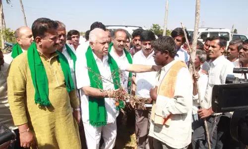 கொரோனா நோயால் இறந்த விவசாயிகள் பெற்ற ரூ.79.47 கோடி வேளாண் கடன் தள்ளுபடி - கர்நாடகா அரசு அதிரடி!