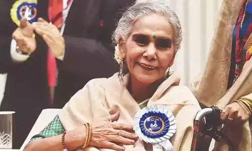 தேசிய விருது பெற்ற பாலிவுட் நடிகை மரணம்.!