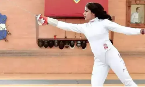 ஒலிம்பிக் வாள் சண்டை.. முதன்முறையாக களம் கண்ட இந்திய வீராங்கனை பவானி தேவி வெற்றி.!