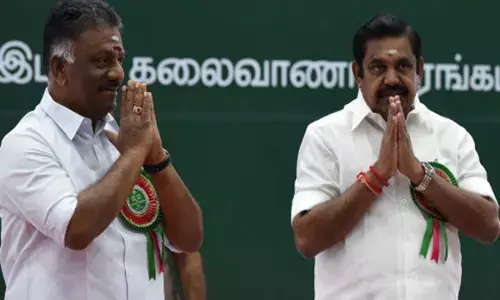 தேர்தலுக்கு பின்னர் பிரதமர் மோடியுடன், இபிஎஸ், ஓபிஎஸ் திடீர் சந்திப்பு.. அரசியல் வட்டாரத்தில் பரபரப்பு.!