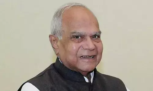 சங்கர க்ருபா கல்வி அறக்கட்டளைக்கு ஒரு கோடி நிதி வழங்கிய ஆளுநர் பன்வாரிலால் புரோகித்.!