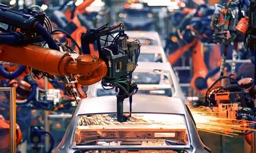 சத்தமில்லாமல் சாதிக்கும் பிரதமரின் மேக் இன் இந்தியா திட்டம் - விமர்சனங்களை மட்டுமே குறி வைக்கும் இந்திய ஊடகங்கள்..!