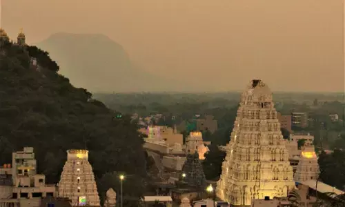 ஜோதிட பரிகார ஸ்தலங்களுள் மிக முக்கியமானது ஶ்ரீகாளஹஸ்தி  கோவில் !