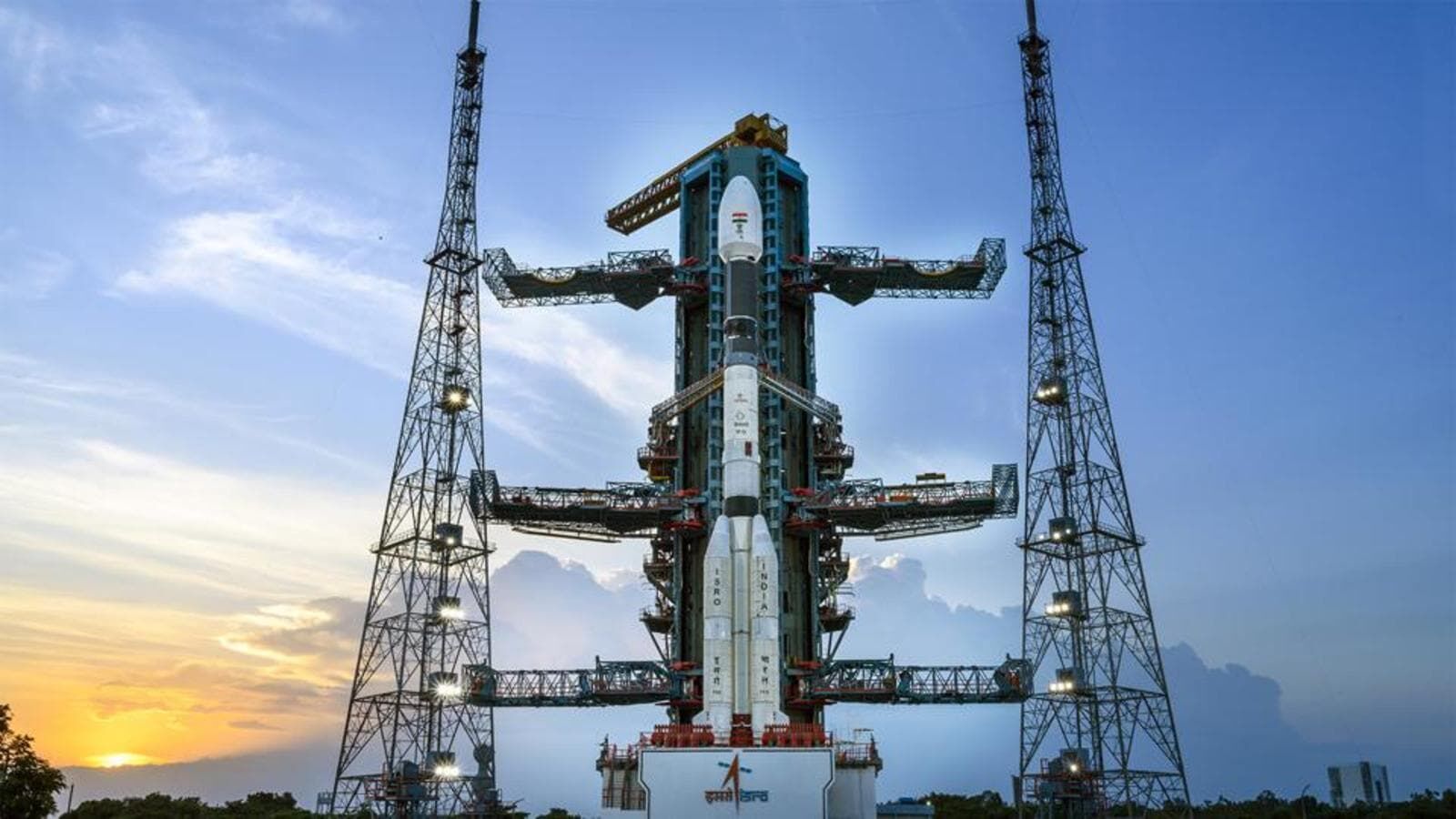 GSLV ராக்கெட் தொழில்நுட்ப காரணமாக தோல்வி அடைந்ததா? விளக்கம் தரும் இஸ்ரோ தலைவர் !