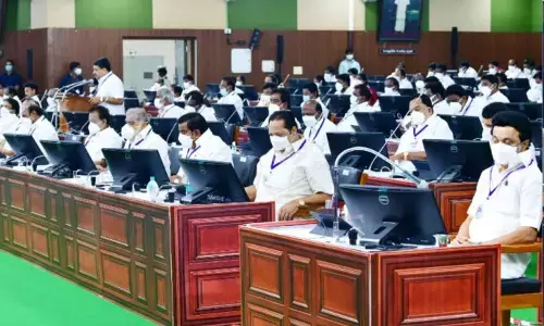 மசூதிகள், தேவாலயங்களைப் புதுப்பிக்க தலா ரூ.6 கோடி நிதி ஒதுக்கீடு !