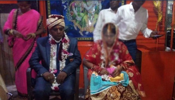 முகேஷ் மகாவீர் என்று பொய் சொல்லி இந்து பெண்ணை ஏமாற்றி திருமணம் செய்த முகமது அக்தர் ஷேக் - மதம்மாறச் சொல்லி அரங்கேறும் கொடுமை..!