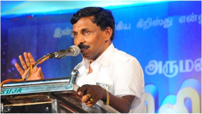 ஏற்கனவே தேச விரோத செயலிலும் ஈடுபட்ட பாதிரியார் : திருமணமான பெண்ணை கூட்டு பாலியல் பலாத்காரம் செய்த வழக்கில் திடீர் திருப்பம்..!