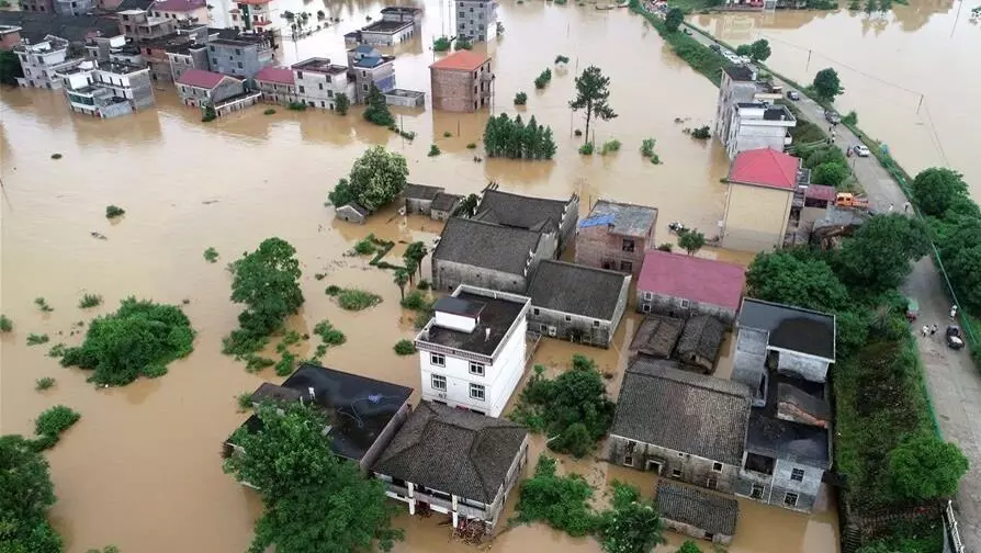 கொரோனாவை தொடர்ந்து சீனாவை அச்சுறுத்தும் இயற்கை சீற்றங்கள் !