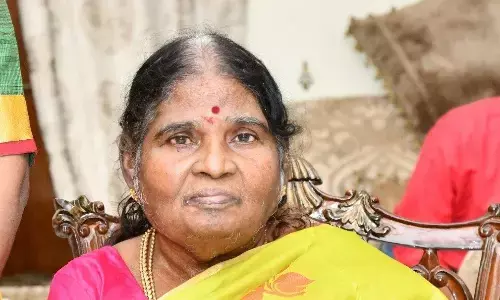 தமிழிசை சவுந்தரராஜனின் தாயார் கிருஷ்ணகுமாரி  உடல்நலக்குறைவால்   காலமானார் !