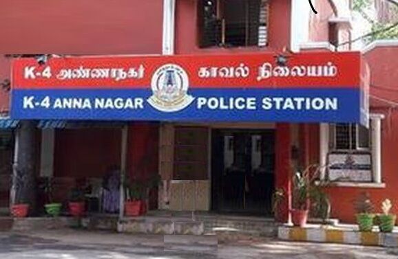 சென்னை: காவல் நிலையம் அருகே தி.மு.க. பேச்சாளர் வெட்டிக்கொலை!