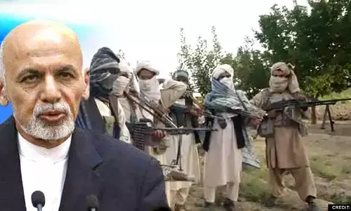 காலணிகளை அணிய விடாமல் வெளியேற்றப்பட்டேன்- வீடியோ வெளியிட்ட அஷ்ரப் கனி!