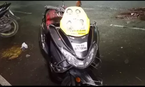 கஞ்சா விற்க சொல்லி தொல்லை குடுத்த தி.மு.க பிரமுகரை நடுரோட்டில் போட்டுதள்ளிய 4 பேர் !