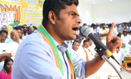 மக்கள் திட்டங்களுக்கு பணம் இல்லை !  அண்டை மாநிலங்களில் பக்கம், பக்கமாக விளம்பரம்! -தி.மு.க. அரசுக்கு அண்ணாமலை கண்டனம்!