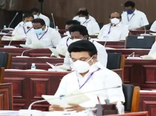 புகழ்ந்து பேசும் எம்.எல்.ஏ.க்கள் மீது நடவடிக்கை ! எச்சரிக்கை விடுத்த ஸ்டாலின்!