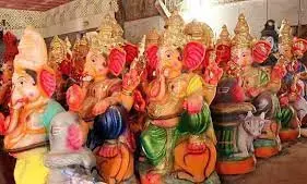 தி.மு.க. அரசால் விநாயகர் சிலைகளை விற்க முடியாமல் கண்ணீர் விடும் தொழிலாளர்கள் !