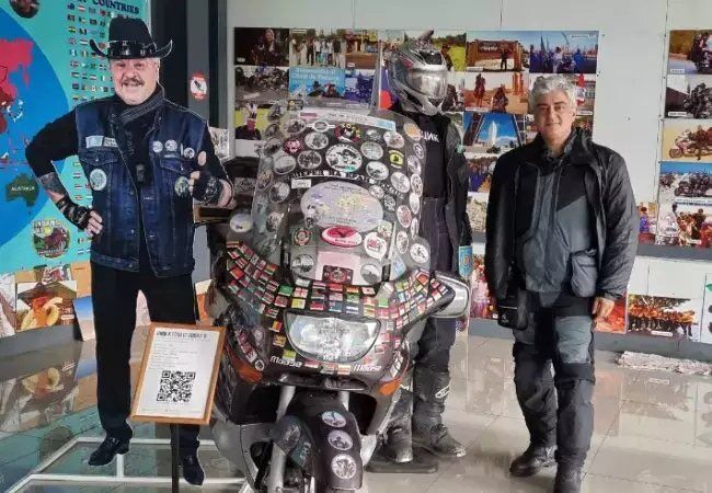 வைரலாகும் 'வலிமை' அஜித் புகைப்படங்கள் !