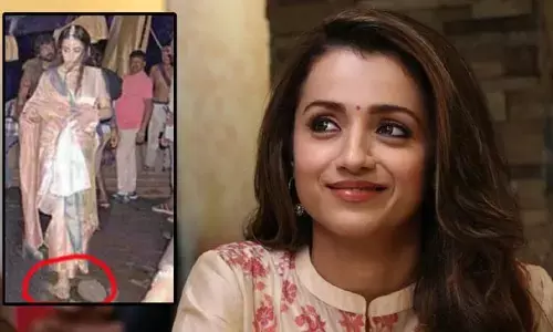 சிவலிங்கம் அருகே காலில் செருப்புடன் நடந்த த்ரிஷா - காவல்நிலையத்தில் புகார் !