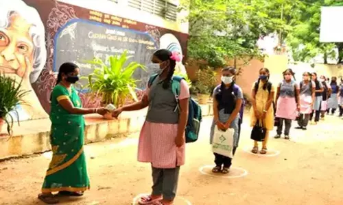 செங்கல்பட்டில் 5 மாணவர்கள், 2 ஆசிரியர்களுக்கு கொரோனா !